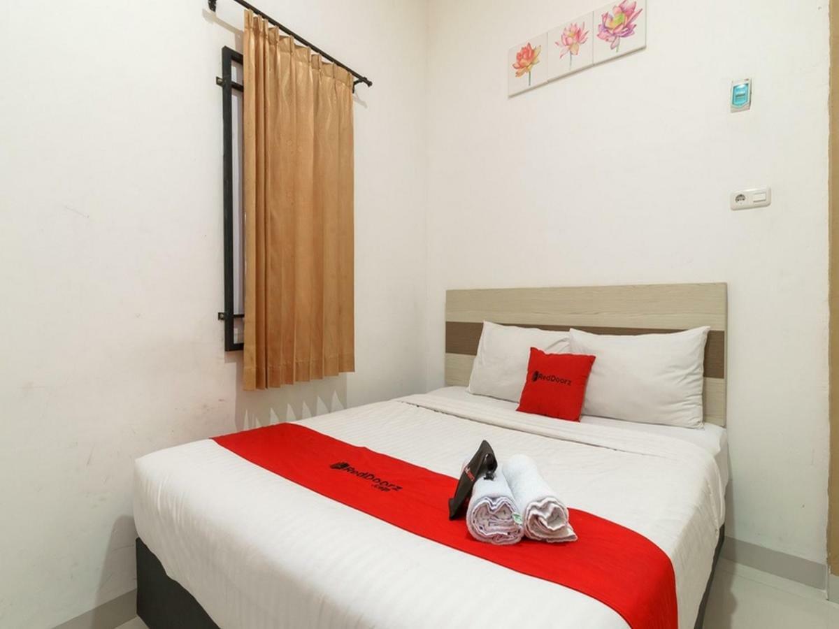 Reddoorz At Tara Homestay Palembang Dış mekan fotoğraf